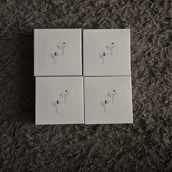 AirPods Pro 2s 