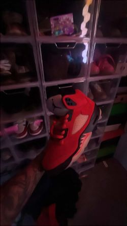 Dunk on mars jordan 5 size 9.5 men
