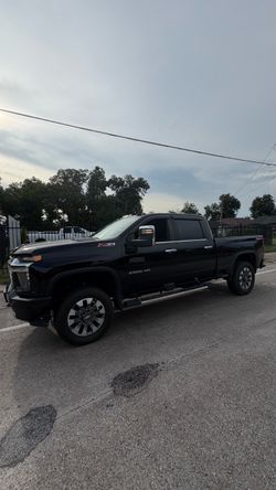 2022 Chevrolet Silverado 2500 HD Z71 Crew Cab