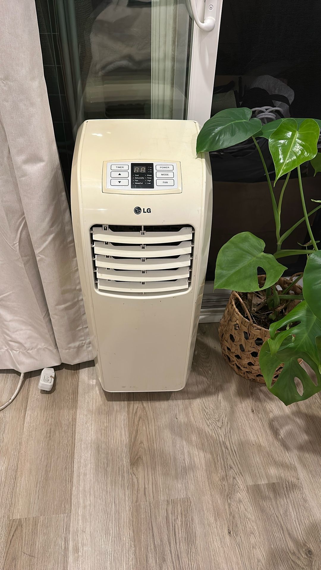 Portable AC - LG - No hose