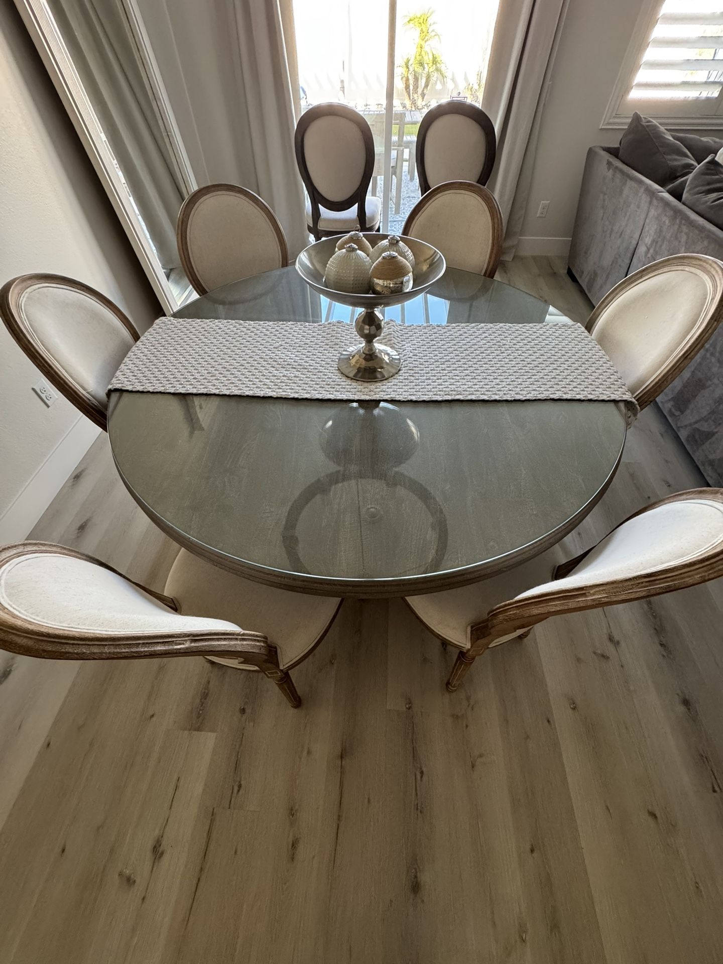 Dining Table & Chairs