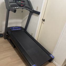 Horizon Fitness Treadmill T101