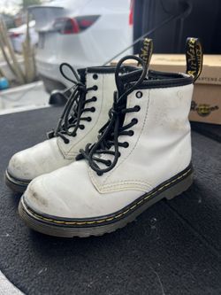 Dr. Martins Boots
