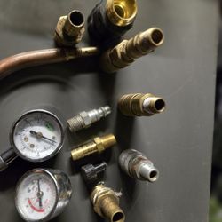 27 Gallon Air Compressor With Gauges And Brass Attachments