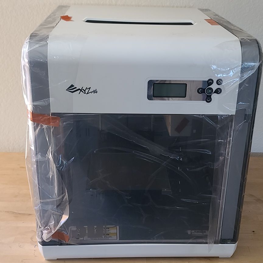 3D Printer, Da Vinci 1.0, NEW In Box serial #3F10A-PUS5-TH-49A-0009 No spools