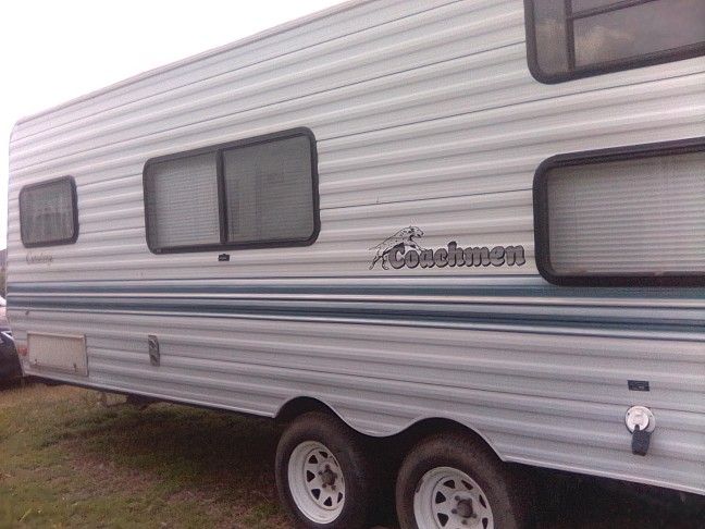 Beautifully Refurbished 24' Trailer - Price Reduced To Sell ASAP
