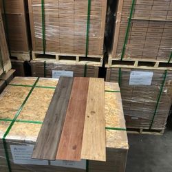 Flooring - .78/ft² for Vinyl Plank Flooring Off Pallets