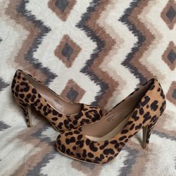 Bella Marie Helena Women's Leopard Suede Pumps Heels Almond Toe Brown Size 8
