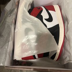 Jordan 1 Retro High OG Black Toe Reimagined 