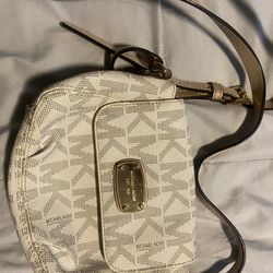 Michael Kors Crossbody Bag