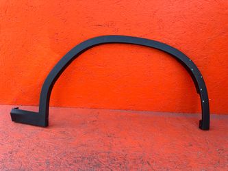 2018 - 2024 BMW X3 G01 Front Right Side Fender Wheel Arch Flare Molding (contact info removed)