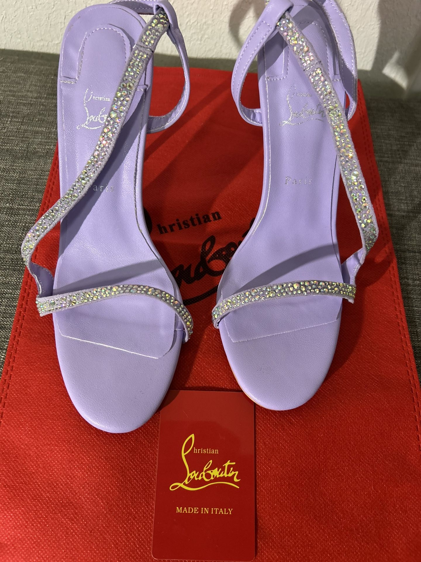CHRISTIAN LOUBOUTIN PARIS