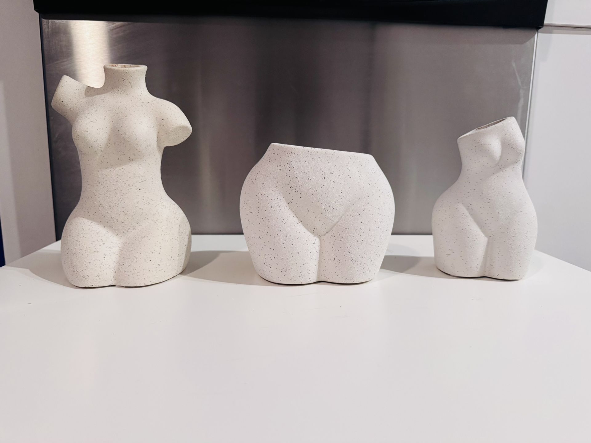 Body Shape Home Decor 