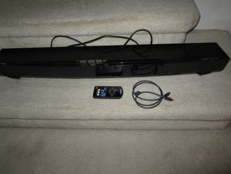 YAMAHA Sound Bar with a built-in subwoofer, Piano Black Finish!