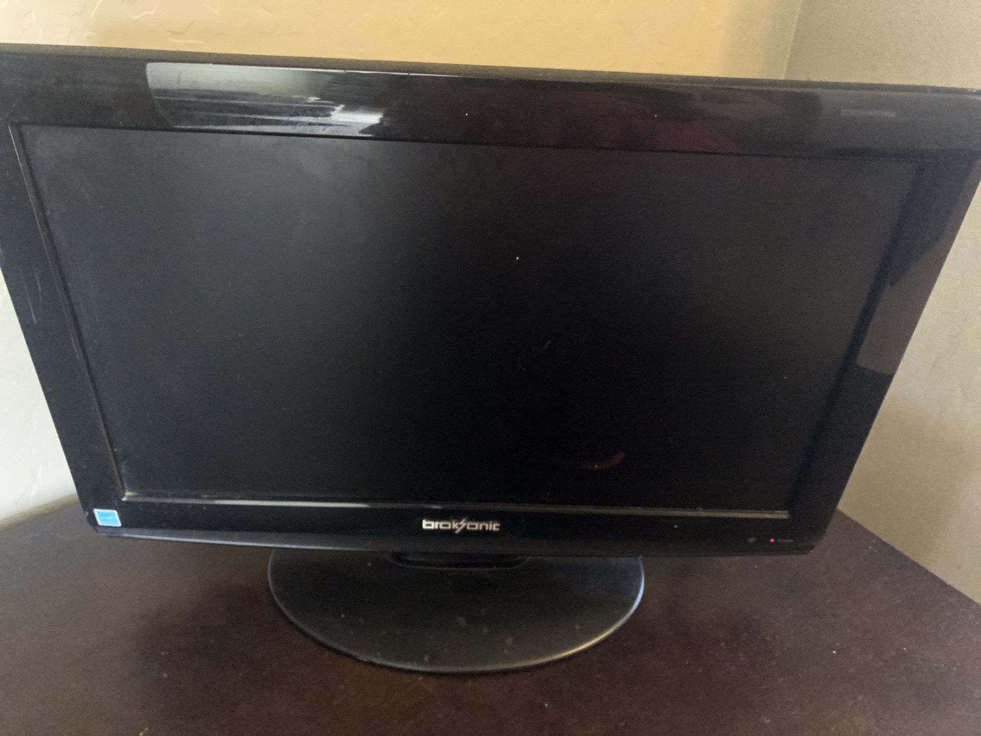 19” TV HDMI Capable