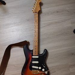 Fender Stratocaster  Lots  Of  Upgrades 