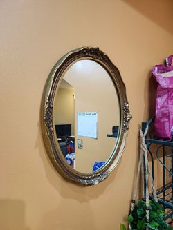 Vintage Style Gold Oval Mirror