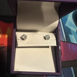 Silver Diamond earrings 
