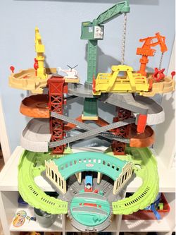 Thomas And Friends Multi-Level Train Set With Spinning Turntable, Trains & Cranes Super Tower