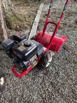 16 inch rear gas tiller by Earthquake