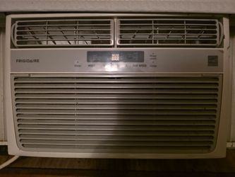 Frigidaire 6,000 BTU Window-Mounted Room Air Conditioner