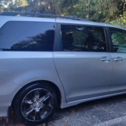 2012 Toyota Sienna
