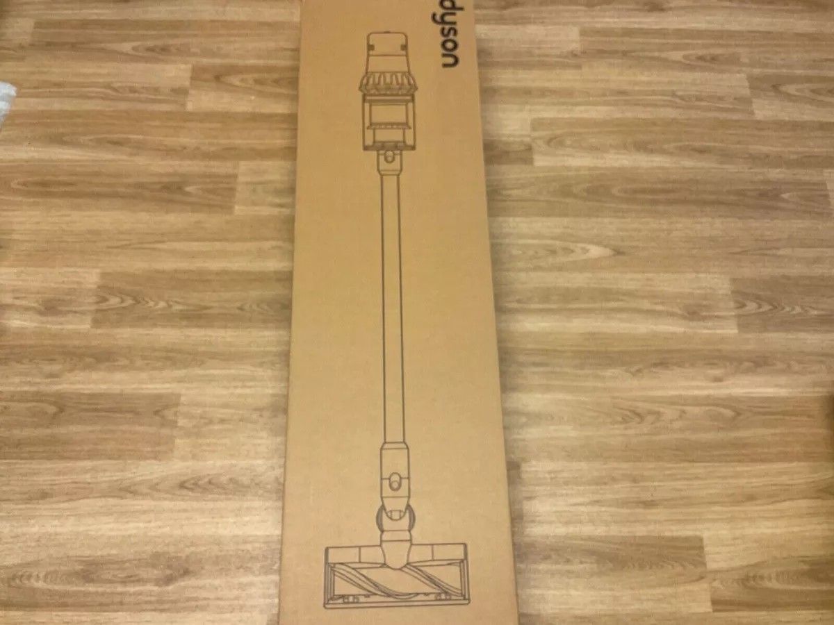 .Dyson-V15-Ultra-Vacuum-Cleaner.