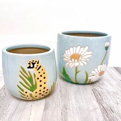 Ceramic Flower Planter Pot's 🪴Use Good Condition  🪴 $20.00 for both
