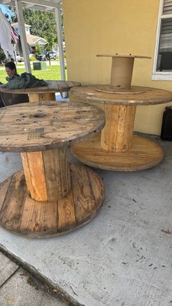 Wooden Wire Reels Large Great Condition - delivery available