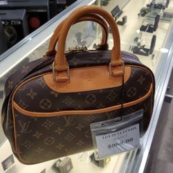 LOUIS VUITTON