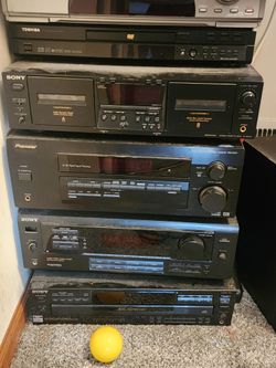 Vintage Home Audio Component Stack Lot