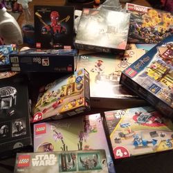 Legos And Comics 