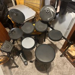 Simmons electric drum kit 
