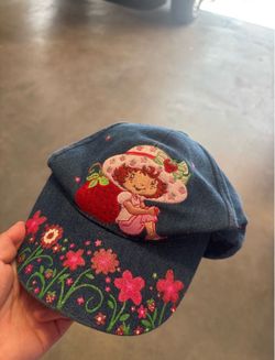 Vintage strawberry shortcake hat from the 90’s!