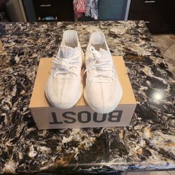 Yeezy Boost 350 V2 Bone 
