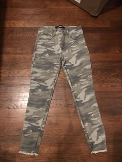Women’s express jeans