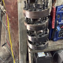 2-Inch Billet Aluminum Hubcentric 8-Lug Wheel Spacers