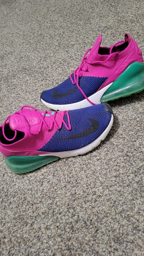 AIRMAX 270