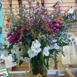 Mother’s Day Flower Arrangements 