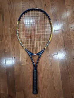 Tennis racket