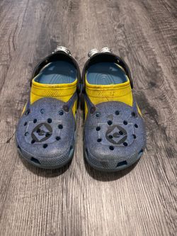 Minions crocs size 5