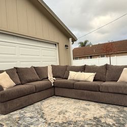 Living Spaces Gray L Shaped Sectional DELIVERY AVAILABLE 