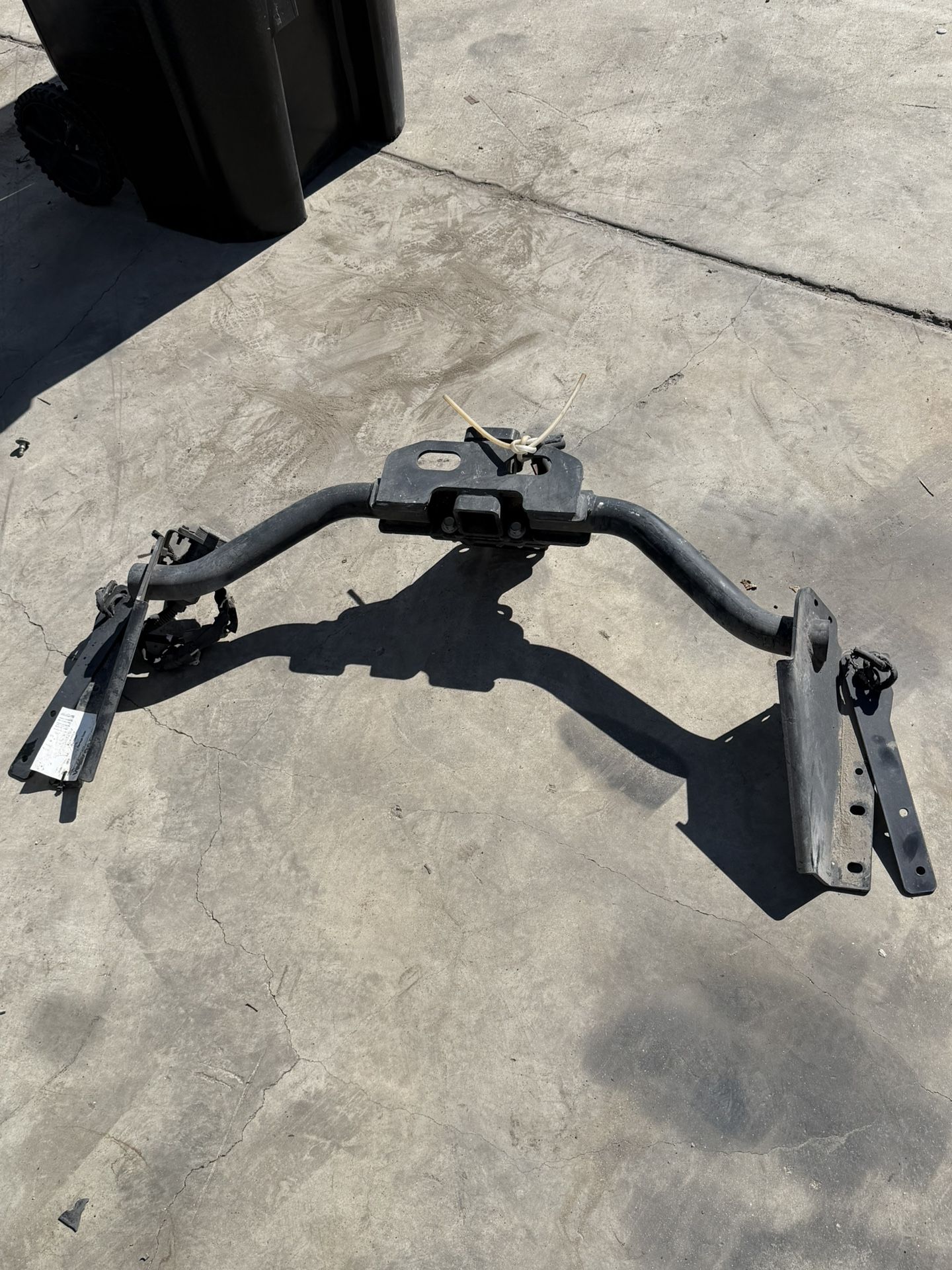 2003 2004 2005 Toyota 4runner tow hook tow hitch
