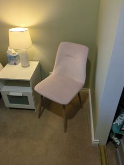 Light pink chair
