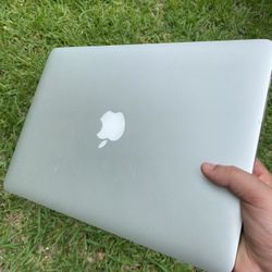 Apple MacBook Pro I7 16 Gb Ram 256 Ssd 2015
