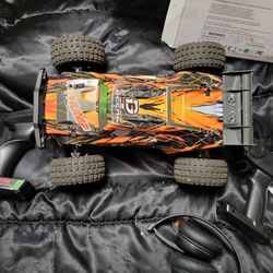 2 Brushless Rc Cars 1 For 150$ Or Both For 250$