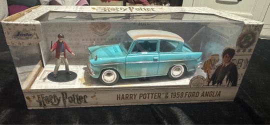 Jada Harry Potter & 1959 Ford Anglia Die-Cast Set