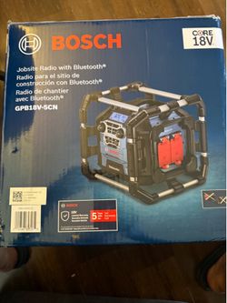 Bosch jobsite radio with outlets new in box