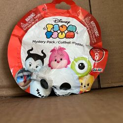 Brand New UNOPENED Tsum Tsum Mystery Blink Bag Series 8 