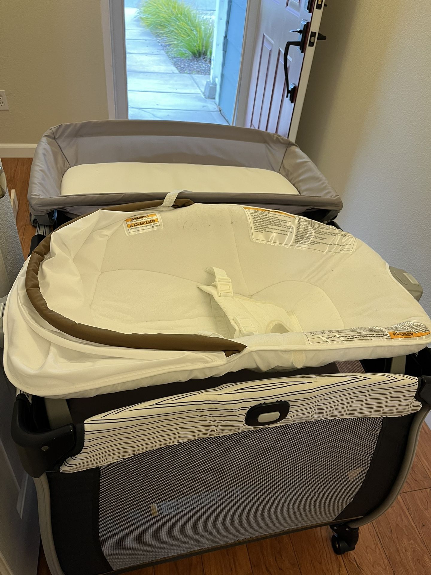 Play Pen With Changing Table